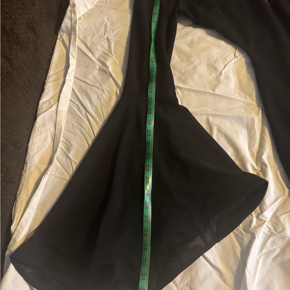 Symphony large black backless spandex nylon flared long sleeves back slit - Picture 11 of 11